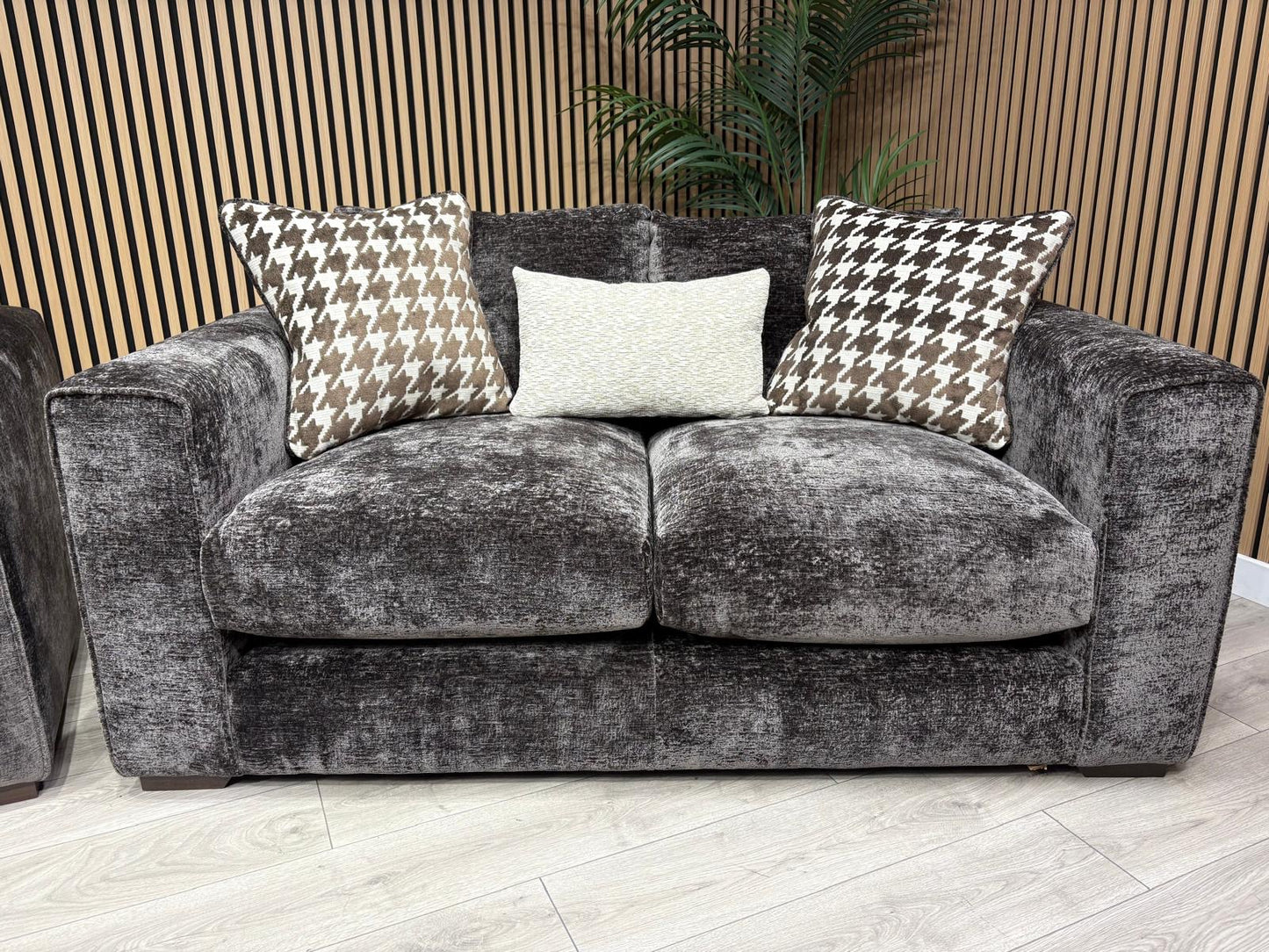 Ashley Manor ADISA 3 Seater + 2 Seater Sofa Set - RRP £2898