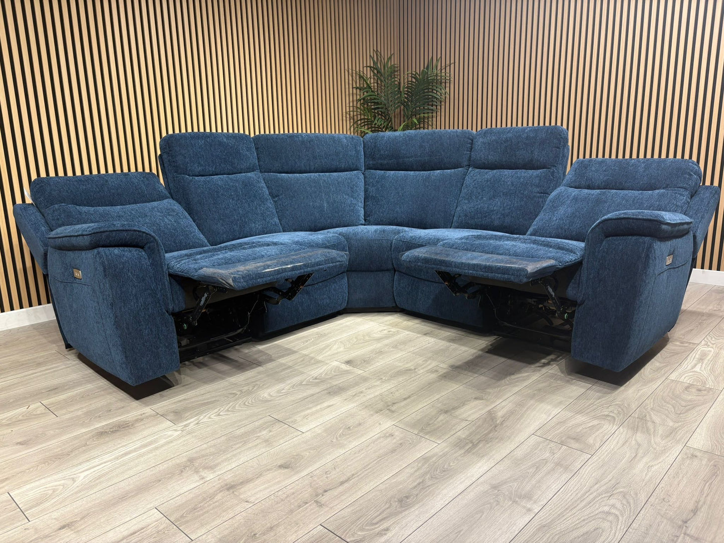 HAVANA Fabric Power Reclining Modular Corner Sofa, RRP £3499