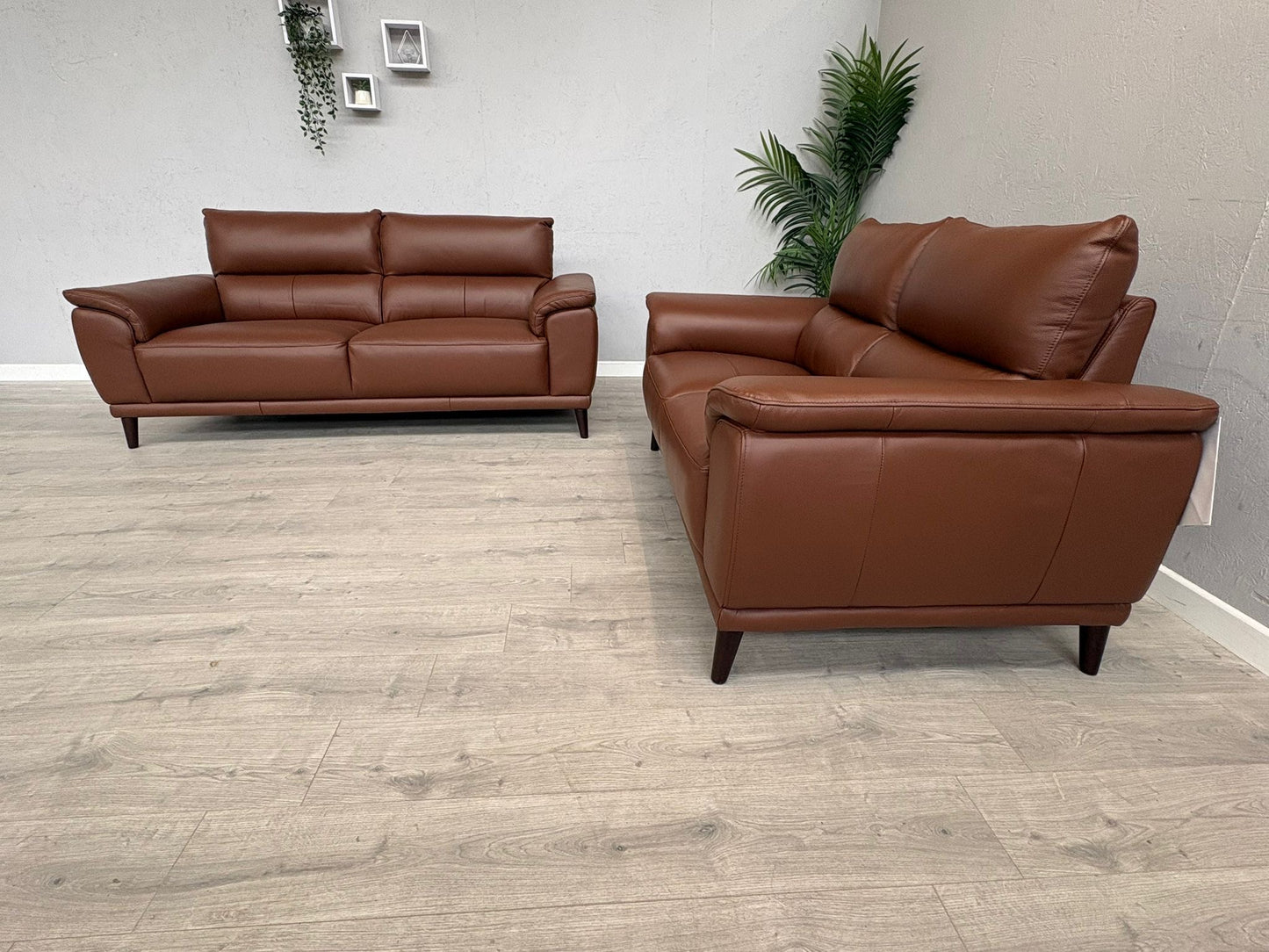 Furniture Village - Morgan 3 Seater + 2 Seater Leather Sofa Set RRP £2890