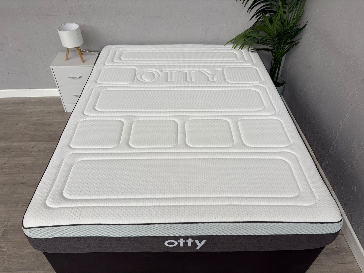 OTTY Pure Hybrid Bamboo 2000 Pocket Sprung 5ft Kingsize Mattress - RRP £799