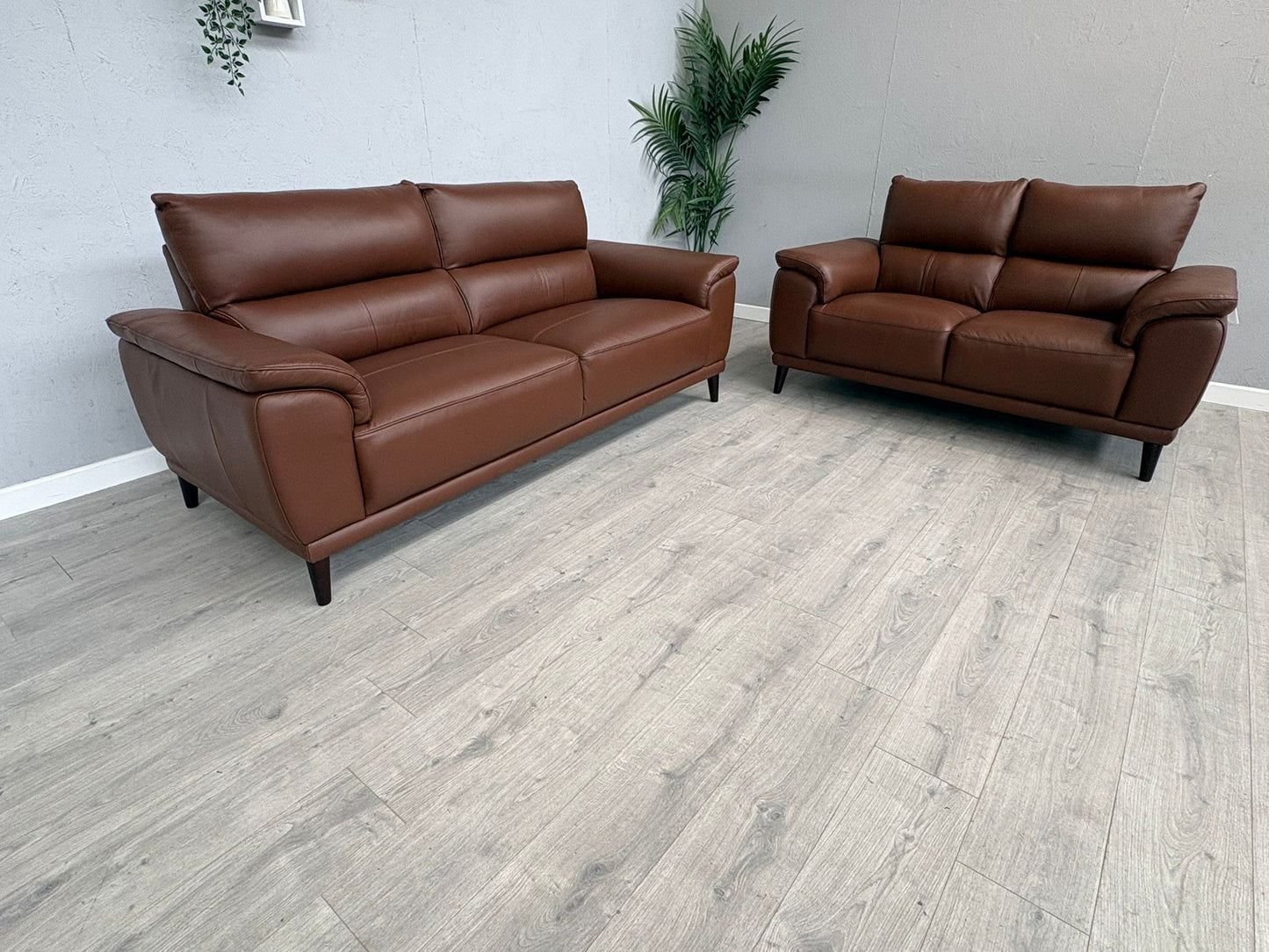 Furniture Village - Morgan 3 Seater + 2 Seater Leather Sofa Set RRP £2890