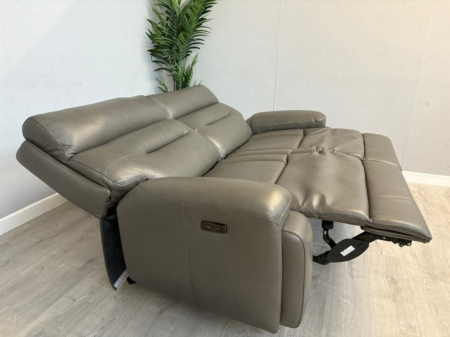 Furniture Village CINEMAX Leather 3 Seater Power Reclining Sofa - RRP £2,395