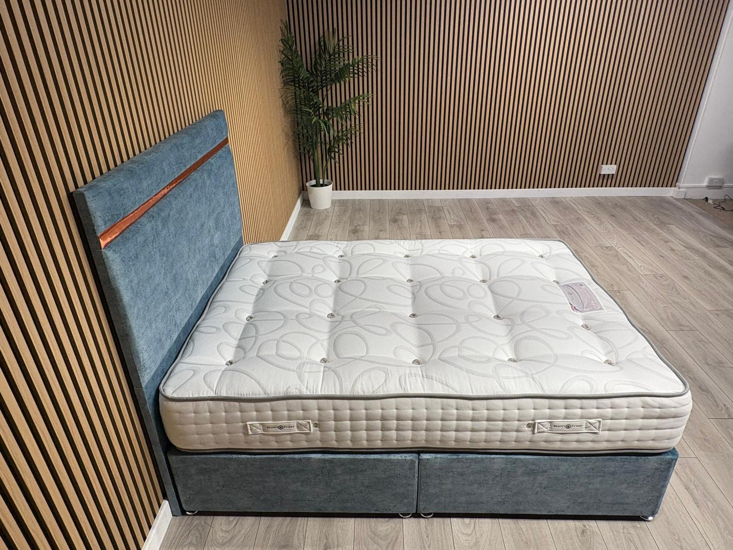 Elegant 3000 Pocket Divan Bed Set + Headboard. Available in all sizes