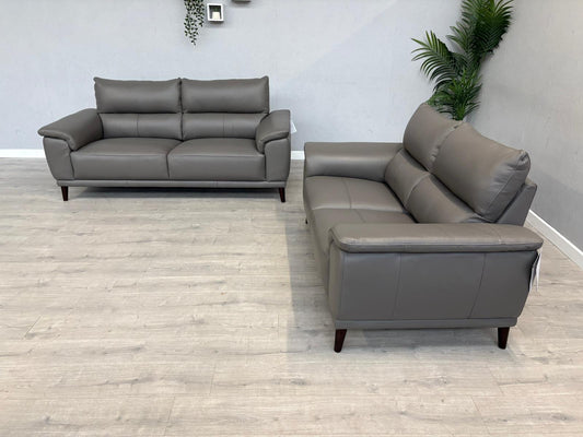 Furniture Village - Morgan 3 Seater + 2 Seater Leather Sofa Set RRP £2890