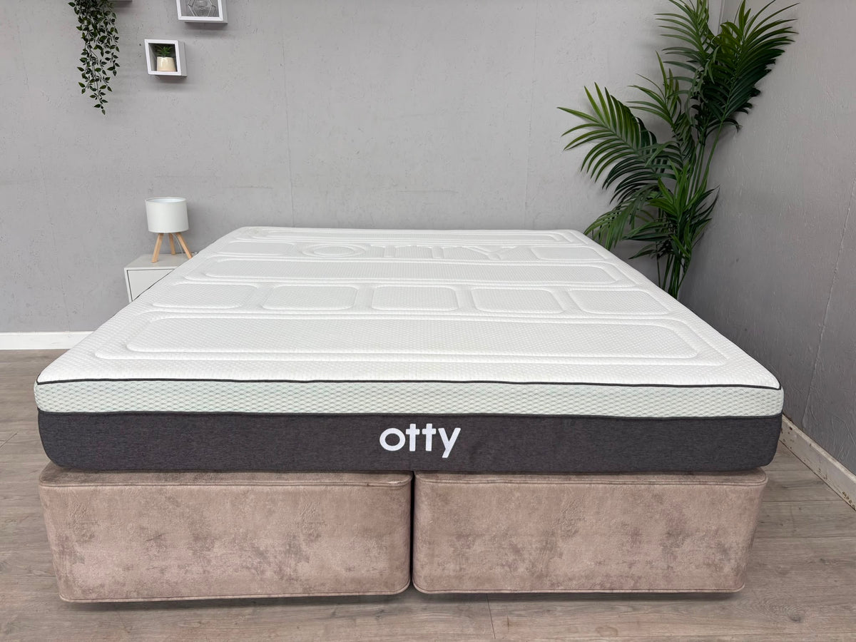 OTTY Pure Hybrid Bamboo 2000 Pocket Sprung 6ft Superking Mattress - RRP £849