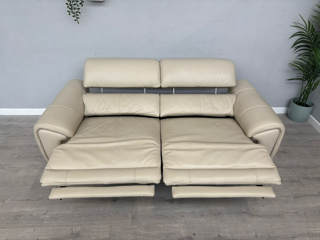 Furniture Village Vino Leather 3 Seater Power Recliner Sofa with Power Headrests - RRP £2595