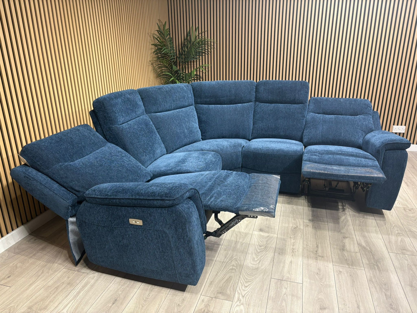 HAVANA Fabric Power Reclining Modular Corner Sofa, RRP £3499