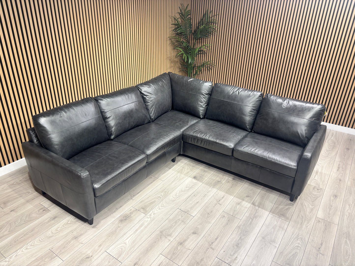 John Lewis BAILEY Style Leather 2 Corner 2 Sofa - RRP £3,679