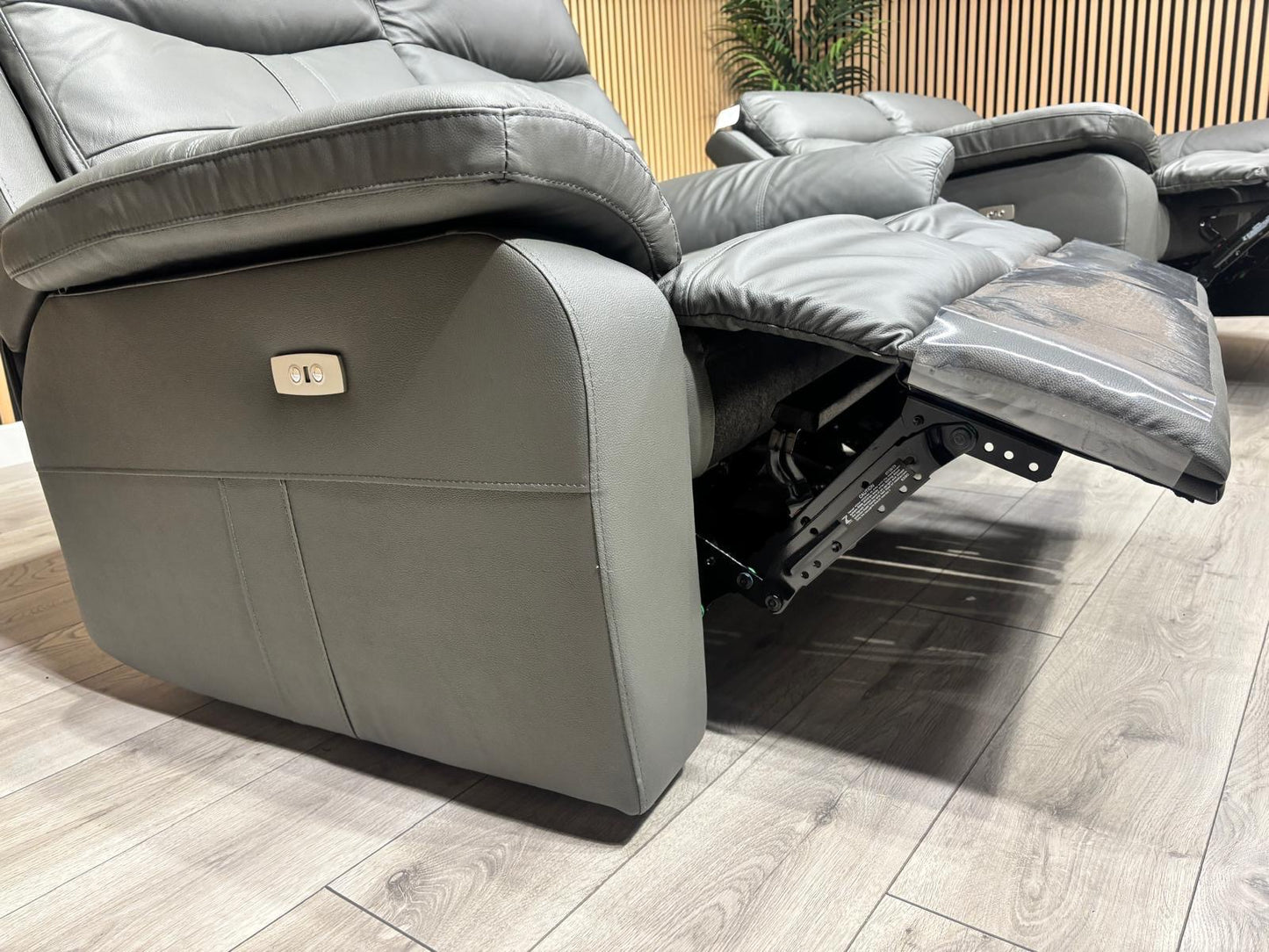 SOPHIA Leather 2+2 Seater Sofa Set Power Recliners RRP £3598