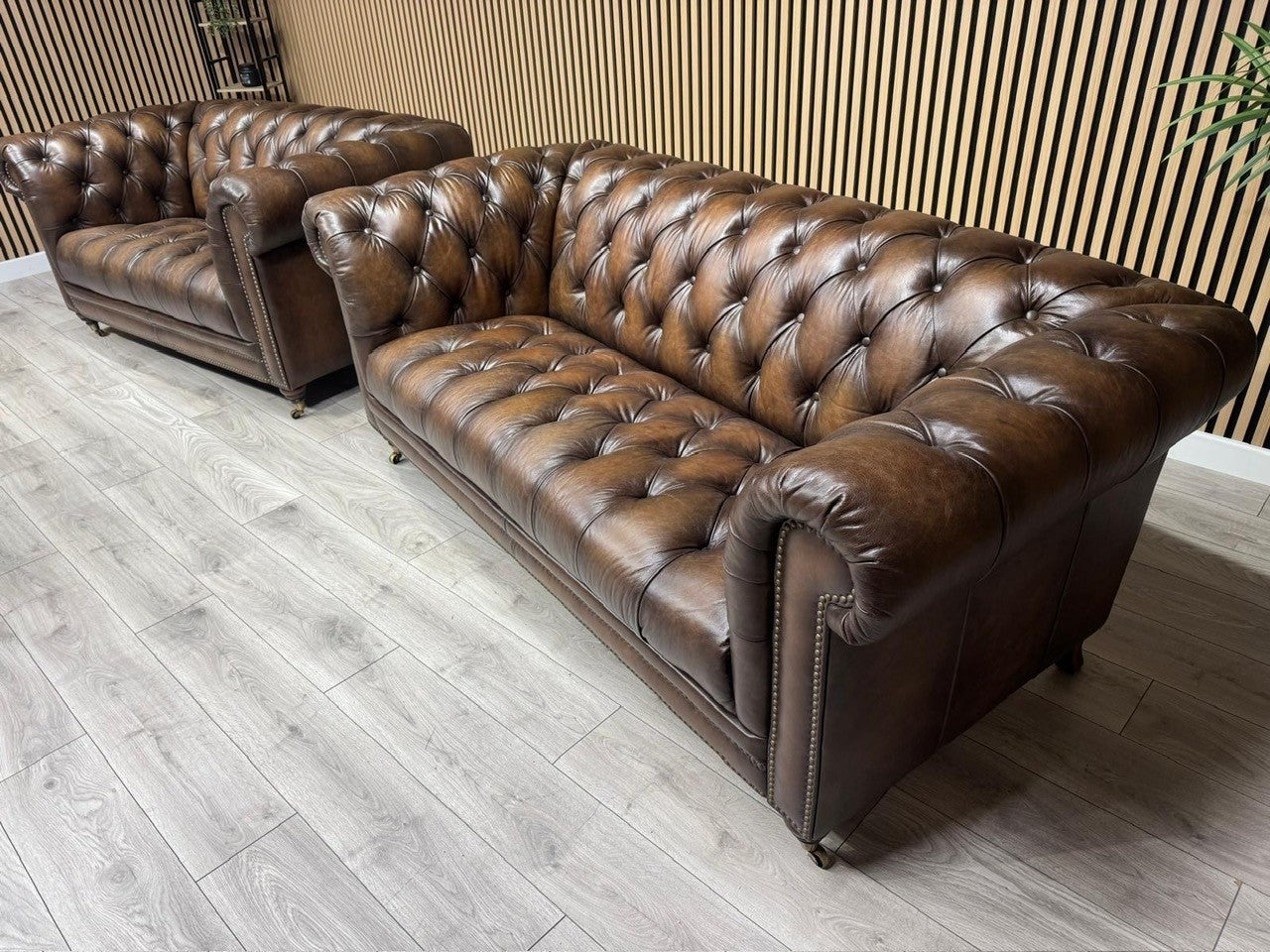 FV, At The Helm WALTER 3 Seater + 2 Seater Leather Chesterfield Sofa Set