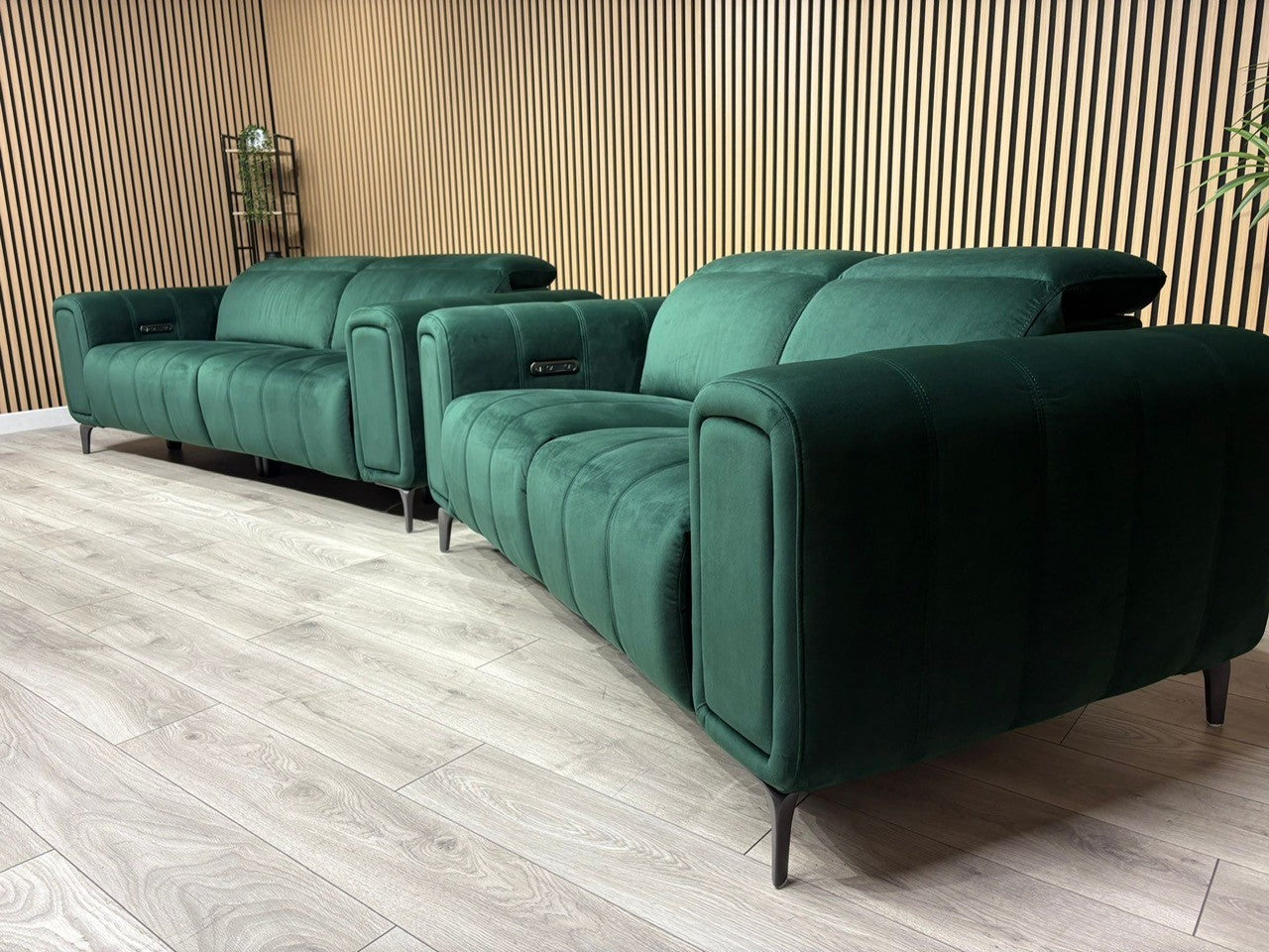 Furniture Village Elphaba Fabric 3+2 Seater Power Recliner Sofa Set with Storage Arms RRP £3240