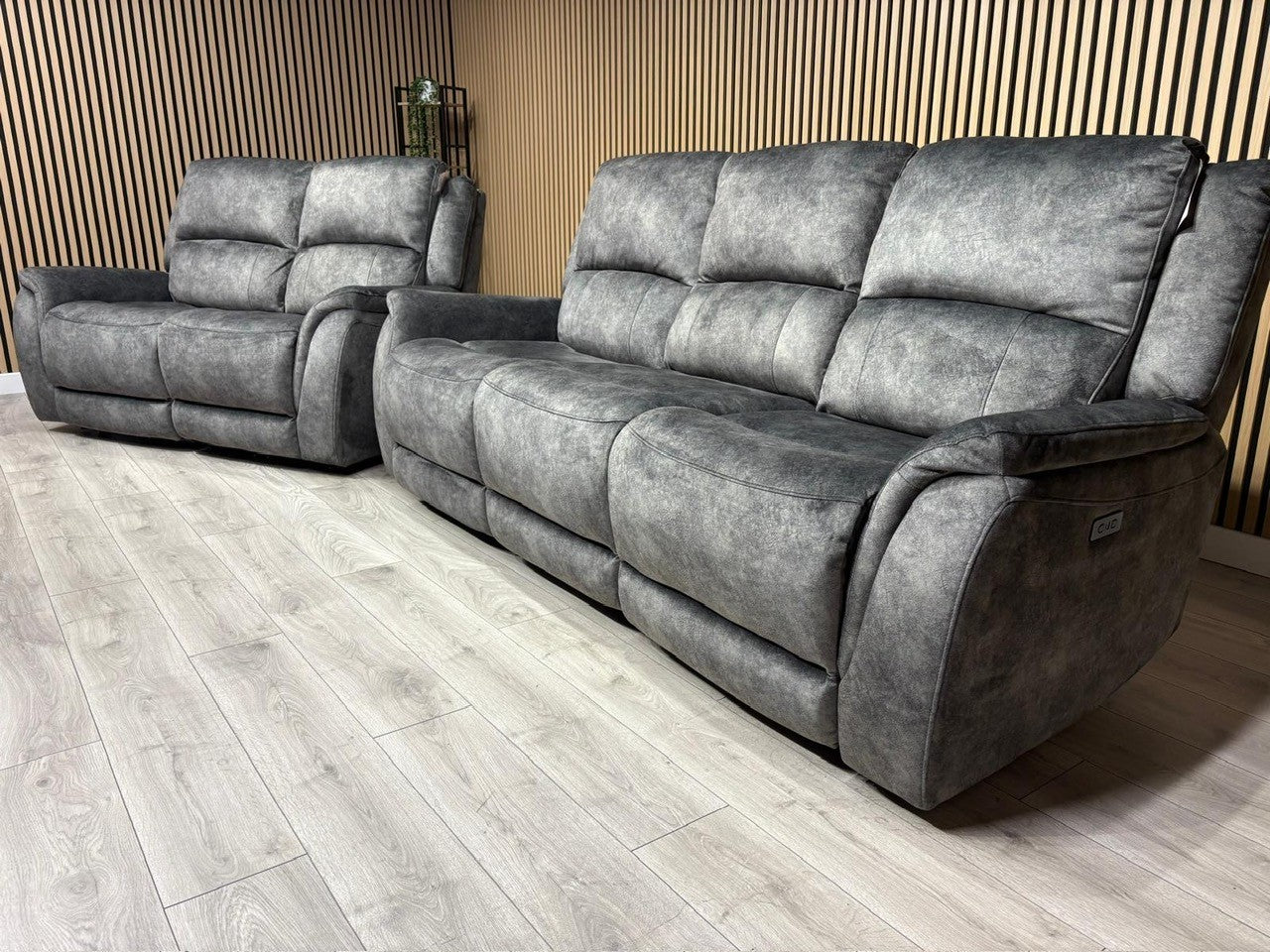 DFS Dylan Fabric 3 Seater + 2 Seater Sofa Set Power Recliners RRP £1878