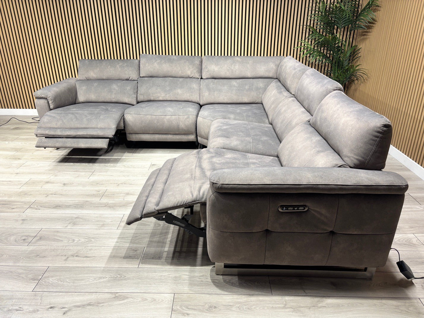 Furniture Village MOET Fabric 2 Corner 2 Sofa Power Recliners - RRP £3595