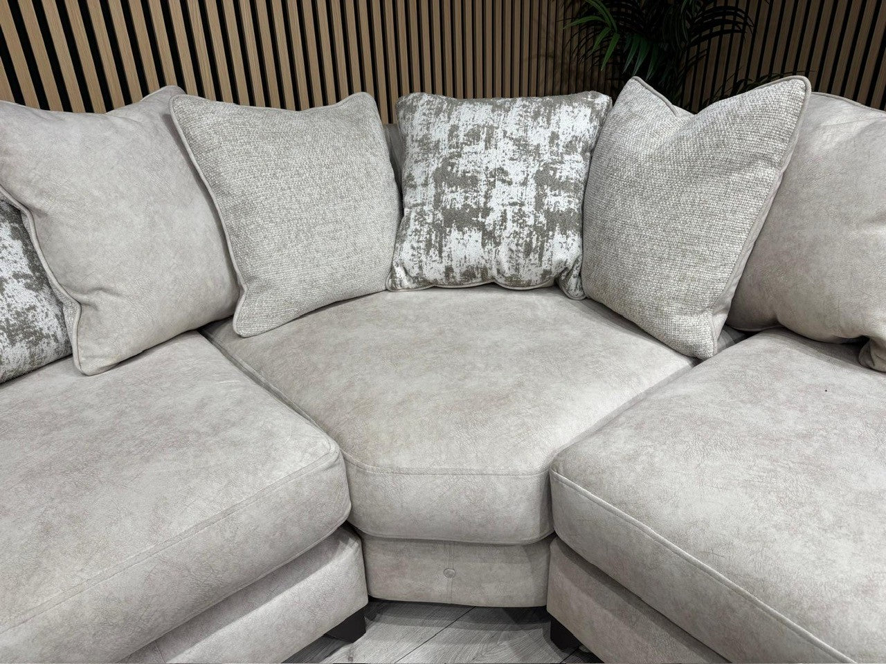 Furniture Village AURA Large Scatter Back Corner Sofa - RRP £3595