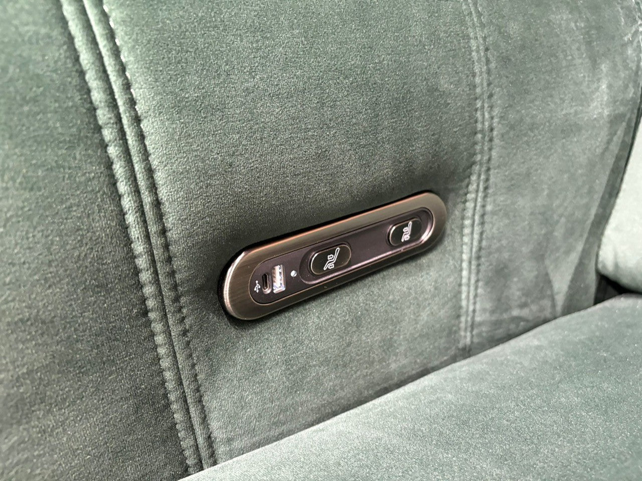 Furniture Village Elphaba Fabric 3+2 Seater Power Recliner Sofa Set with Storage Arms RRP £3240