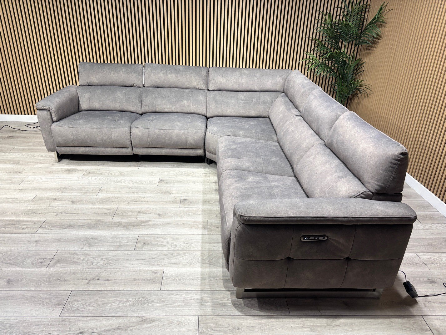 Furniture Village MOET Fabric 2 Corner 2 Sofa Power Recliners - RRP £3595