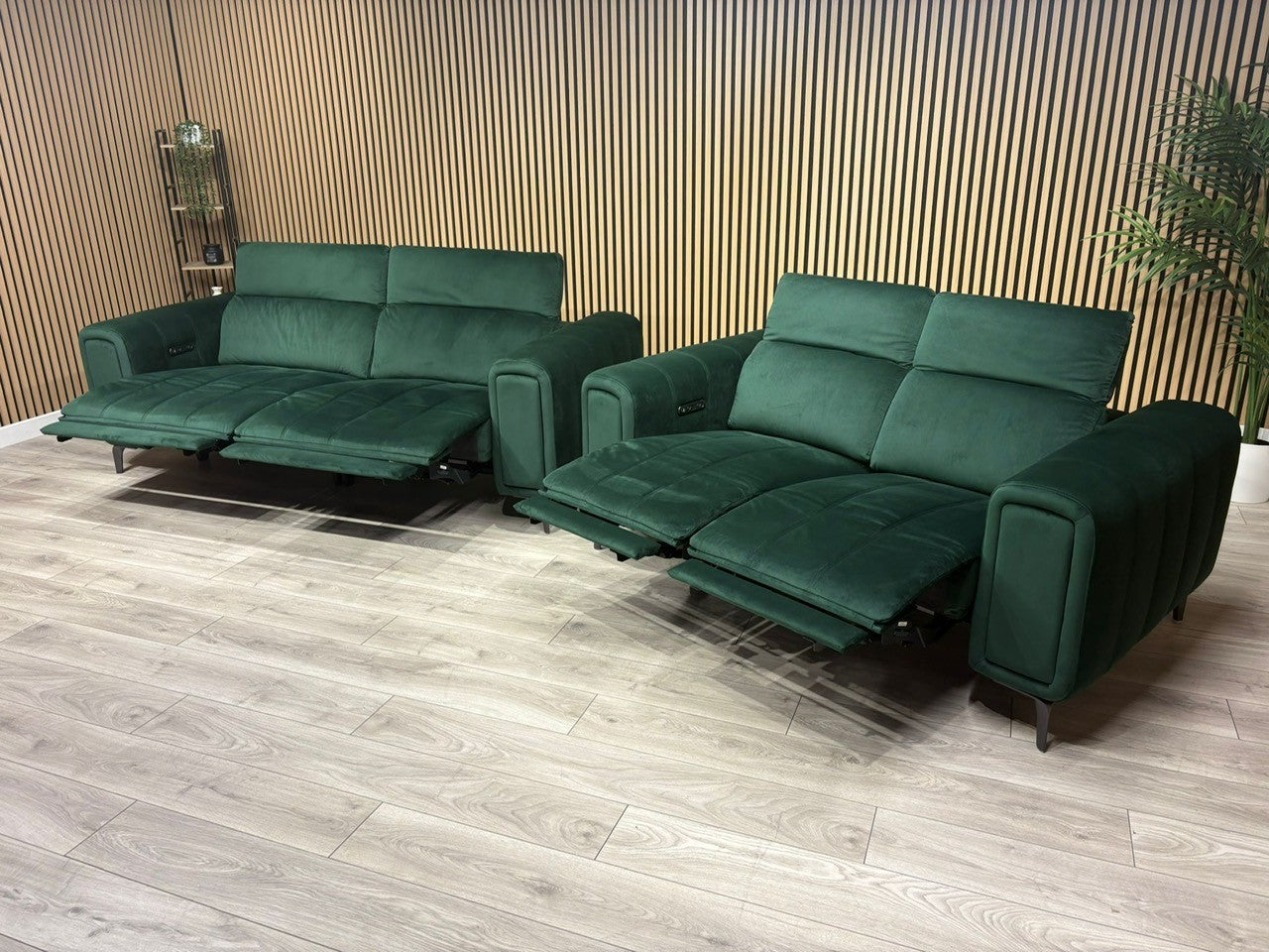 Furniture Village Elphaba Fabric 3+2 Seater Power Recliner Sofa Set with Storage Arms RRP £3240