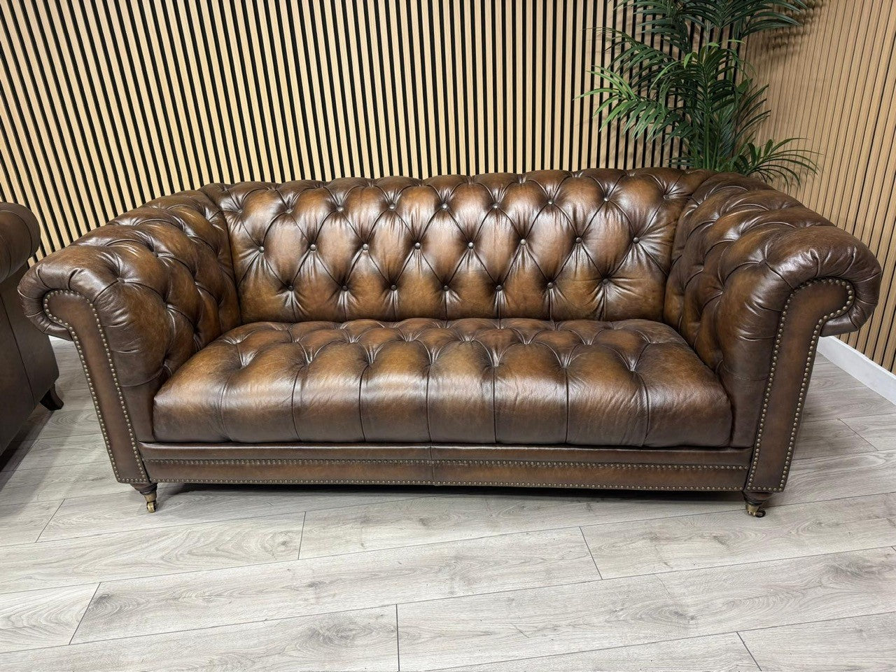 FV, At The Helm WALTER 3 Seater + 2 Seater Leather Chesterfield Sofa Set