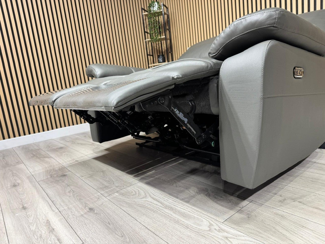 CANNES Leather 3+2 Seater Sofa Set Power Recliners RRP £3698