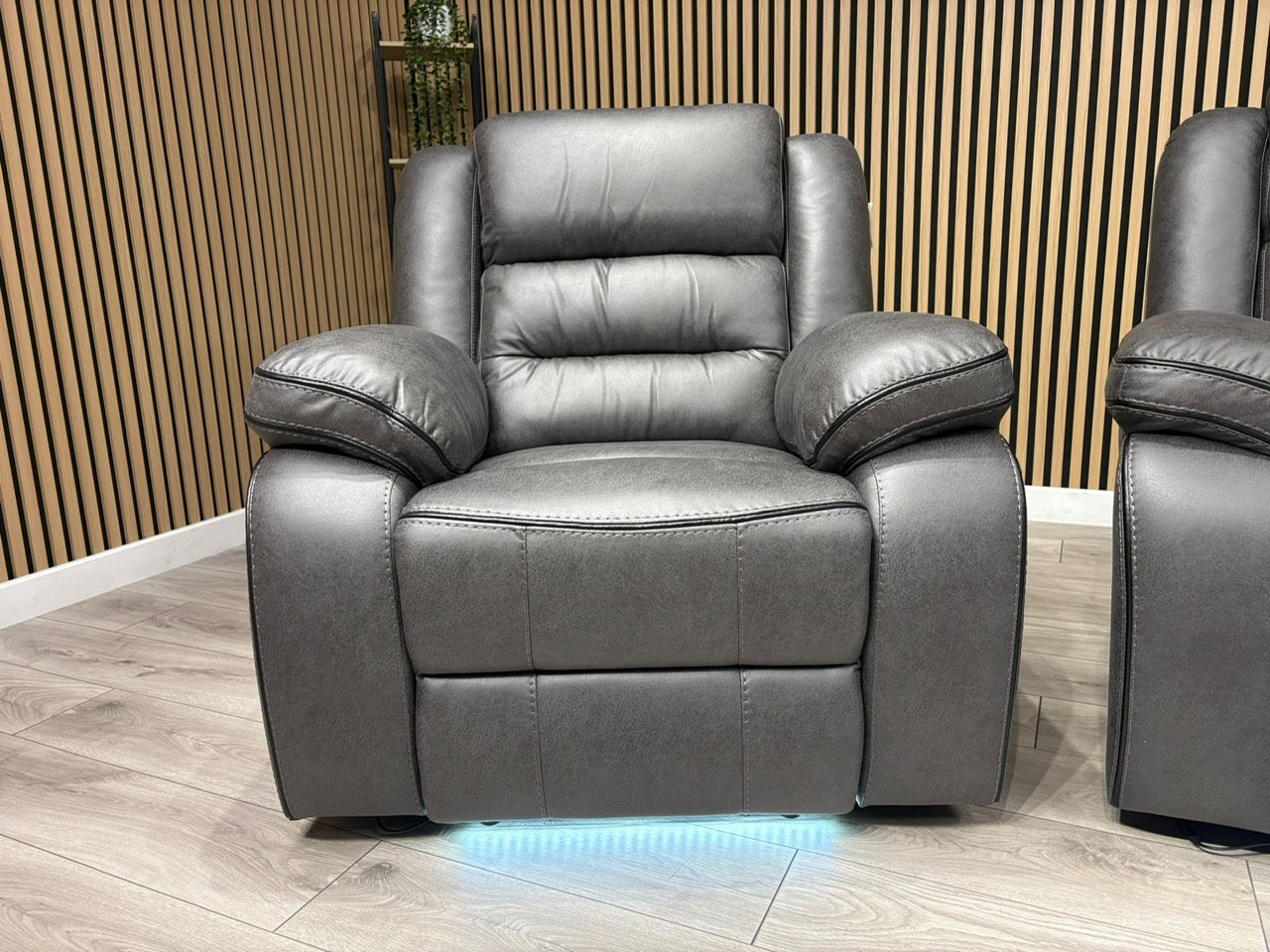 DFS Eigar Style Fabric 2 Seater + 2 Armchairs Sofa Set Power Recliners + LED Lights RRP £2599
