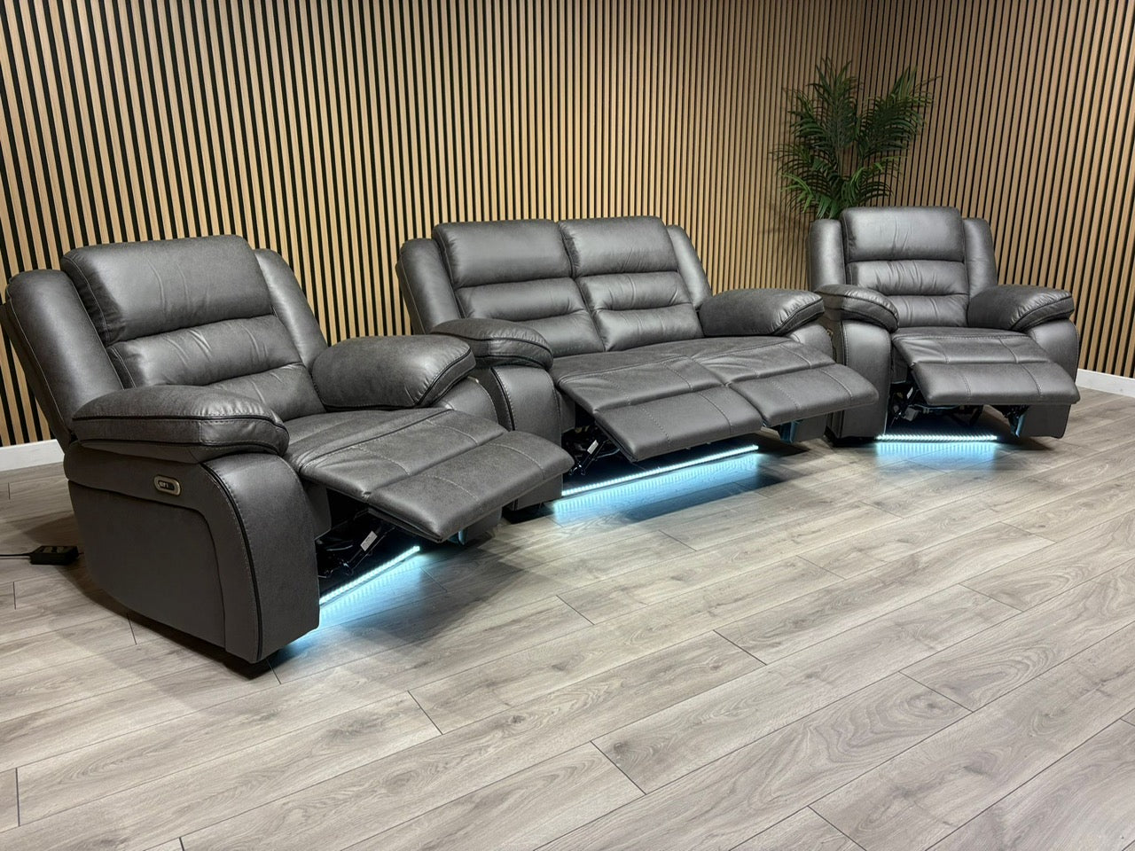 DFS Eigar Style Fabric 2 Seater + 2 Armchairs Sofa Set Power Recliners + LED Lights RRP £2599