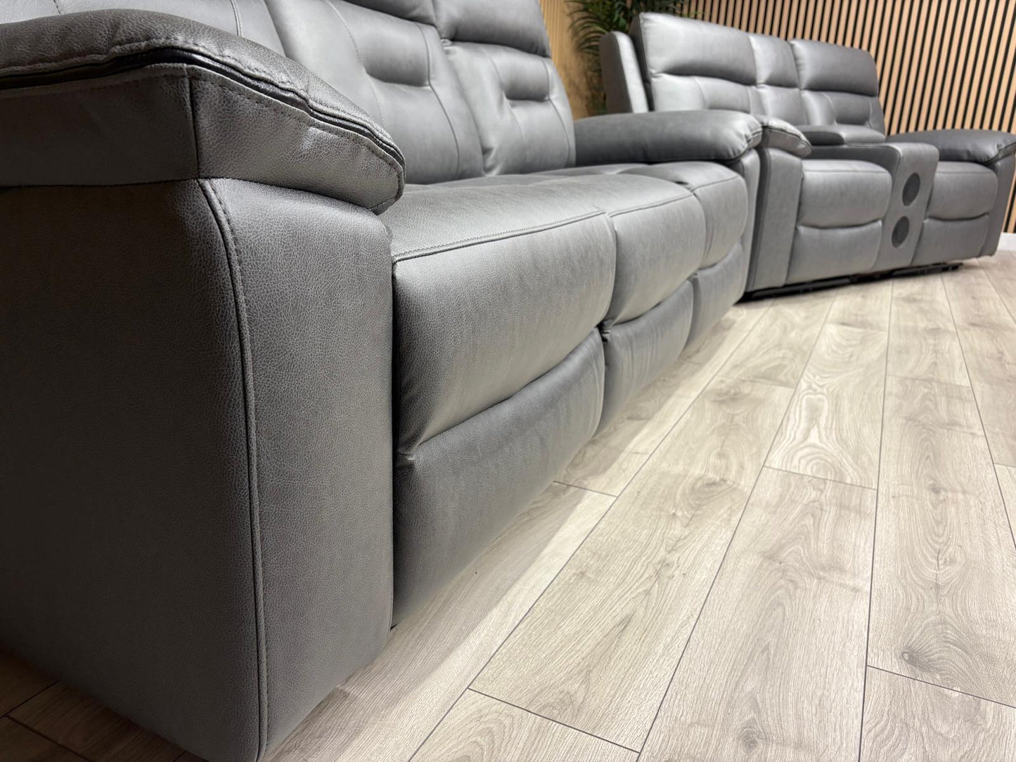 DFS Braylan 3+2 Seater Power Recliner Sofa Set with Console RRP £2498