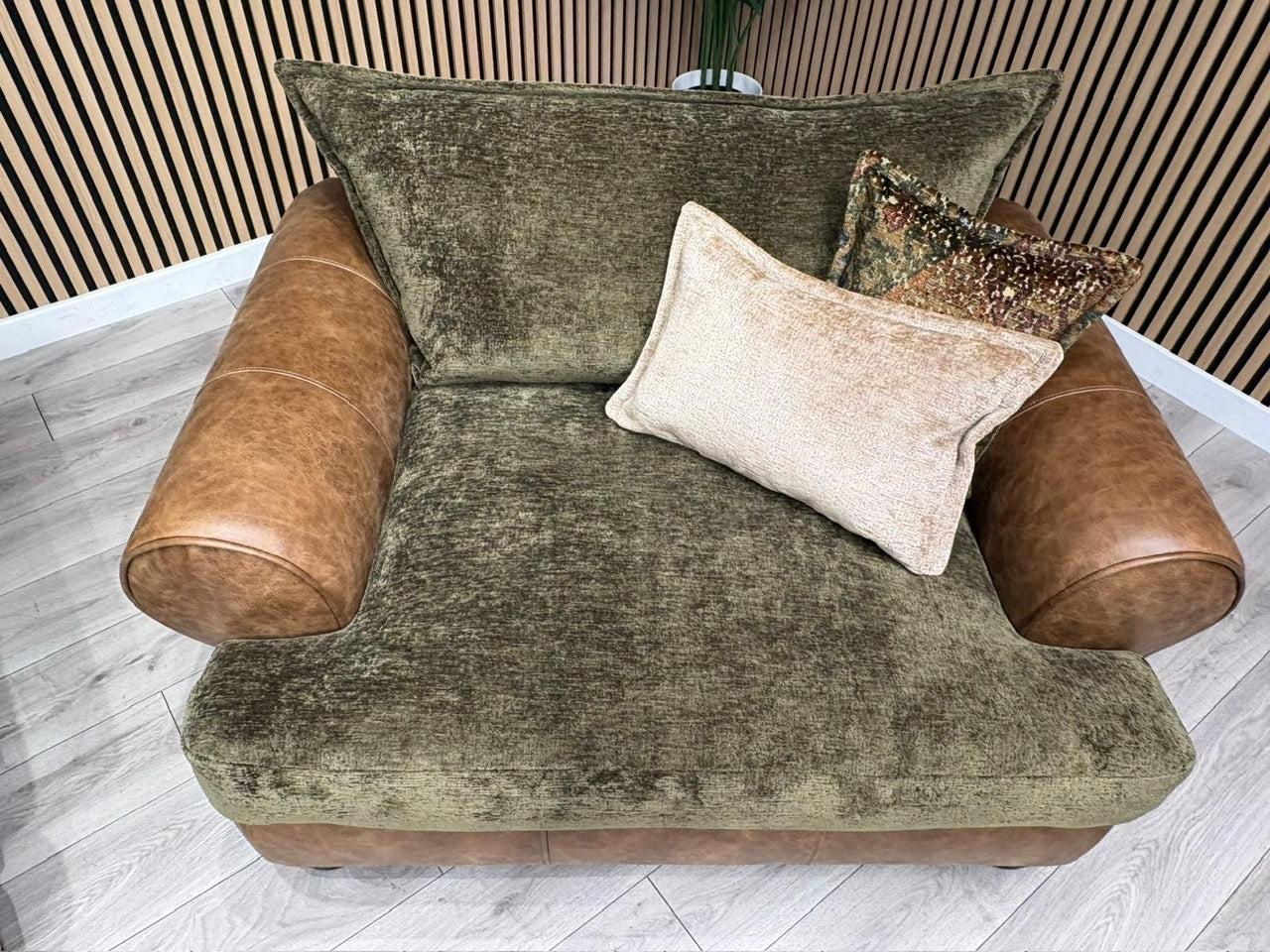 Viscount Fabric 3 Seater Sofa + Love Chair Set - RRP £3898