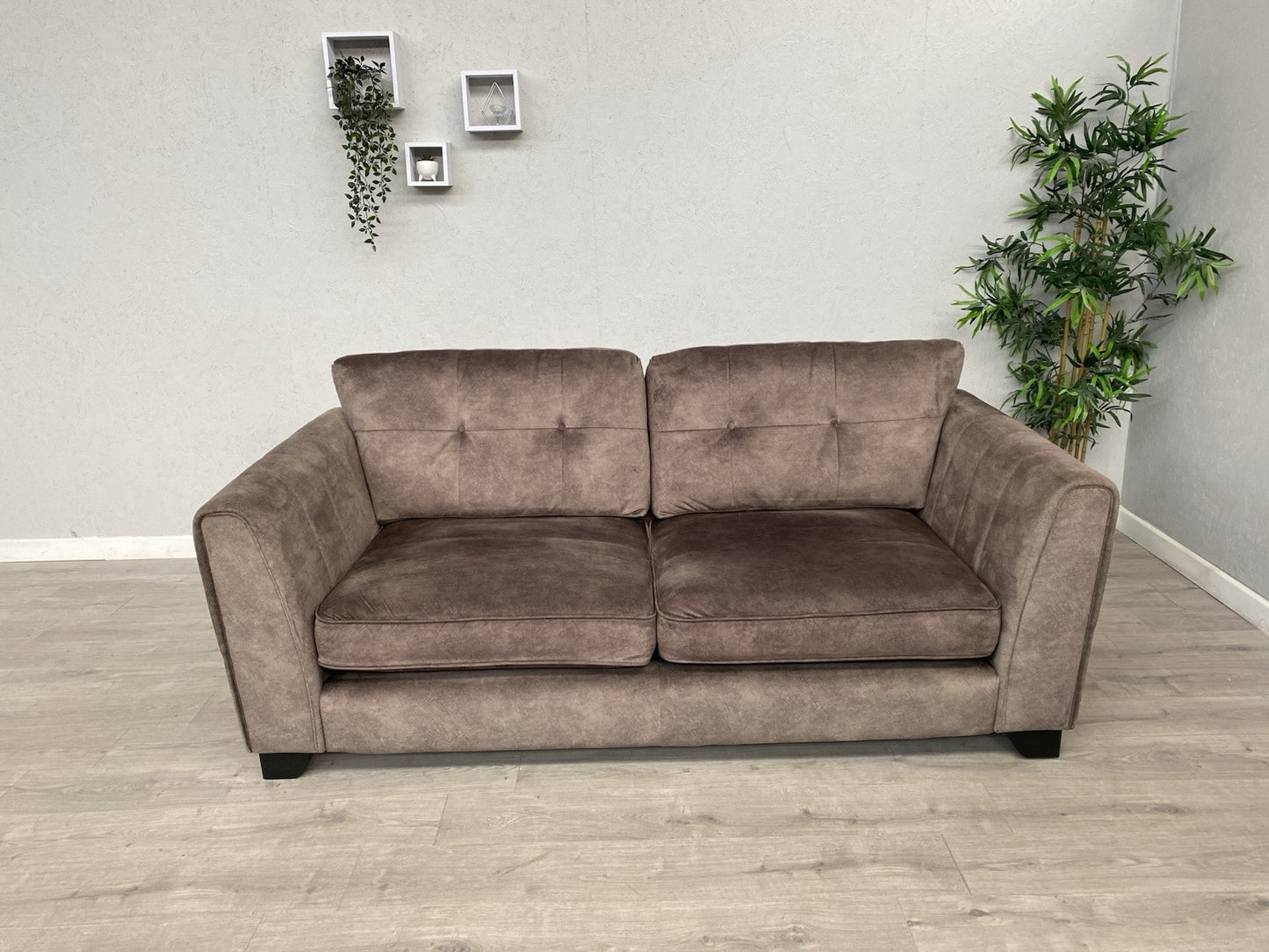Furniture Village ARIANA Fabric Classic Back 3 Seater Sofa - RRP £1,845