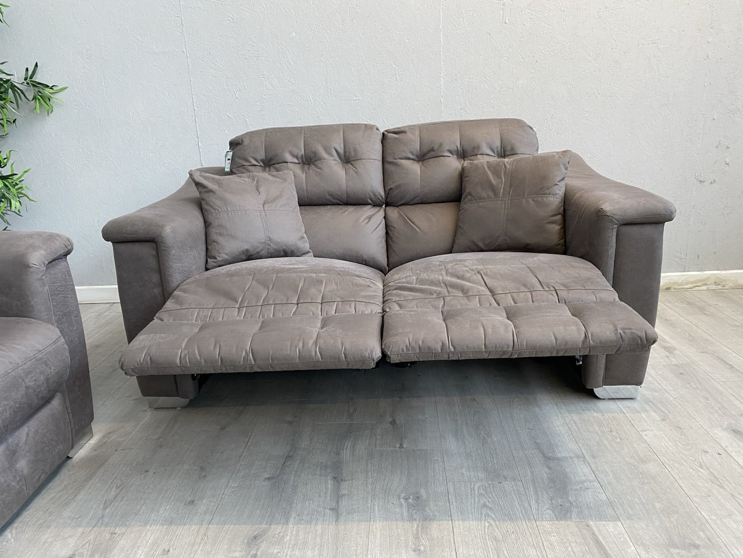 DFS - La-Z-Boy NEW HOLLYWOOD Fabric 3 + 2 Seater Sofa Set, Recliner - RRP £2,948